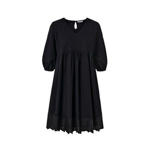 Tkané šaty s výšivkou vyobraziť