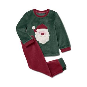 Detské pyžamo z plyšovej tkaniny vyobraziť