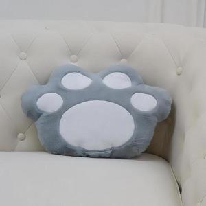 Vankúš Labka 49x31 cm sivý vyobraziť