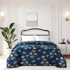 Prikrývka na posteľ Jola RQ-015 170x220 cm tmavomodrá vyobraziť