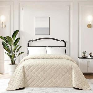 Prikrývka na posteľ Emilia RQ-090 220x250 cm béžová vyobraziť