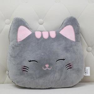 Vankúš Mačka 38x33 cm sivý vyobraziť