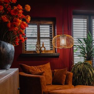 Dizajnové závesné svietidlo zlaté s čiernou 50 cm - Marnie vyobraziť