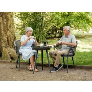 Súprava záhradného nábytku vyobraziť