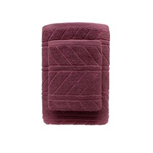 tmavě růžová vyobraziť