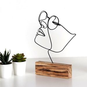 Kovová dekorácia Girl 31 cm čierna vyobraziť