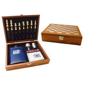 MAKRO - Darčeková sada - ploskačka, poháre a šach vyobraziť