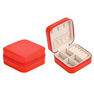 PU Leather Jewellery Box Red vyobraziť