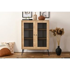 Šatníkovej skrine a komody vyobraziť