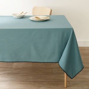 Jednofarebný bavlnený obrus s originálnym zakončením vyobraziť