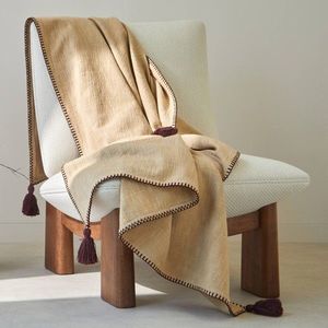 Jednofarebný pléd z textúrovanej bavlny vyobraziť