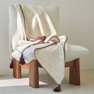 Jednofarebný pléd z textúrovanej bavlny vyobraziť