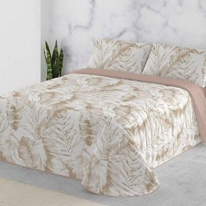 Prešívaná prikrývka na posteľ s potlačou Pierka vyobraziť