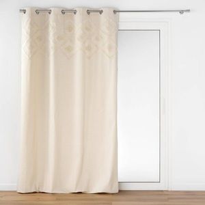 Záves s taftovými kosoštvorcami vyobraziť