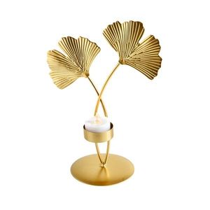 Svietnik s motívom ginkgo listov vyobraziť