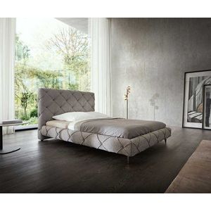 Čalúnená posteľ Nayara 140x200 cm bouclé strieborno-sivá vyobraziť