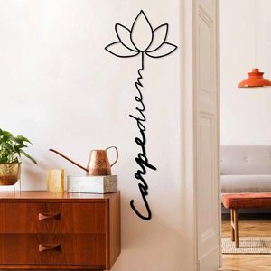 Dekoratívny kovový doplnok na stenu Carpe Diem 4 vyobraziť