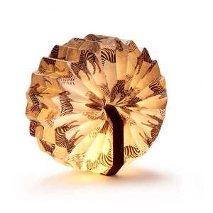 Tmavohnedá svetelná dekorácia na USB Velvet Accordion – Gingko vyobraziť