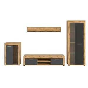 OBÝVACIA STENA, dub wotan vyobraziť