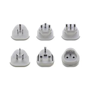 PA20 - Univerzálny cestovný adaptér s výmennými nadstavcami 100-250V PA20 vyobraziť