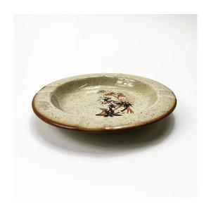 Popolník so vzorom bodliaku vyobraziť