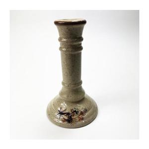 Svietnik so vzorom bodliaku vyobraziť