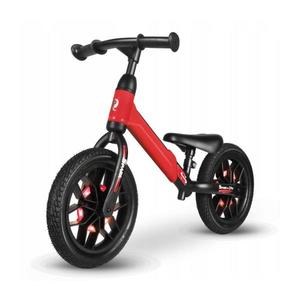 světle červená vyobraziť