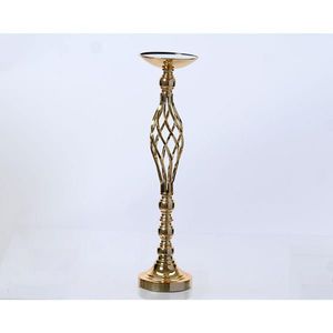 STOJAN NA SVIEČKU kov vyobraziť