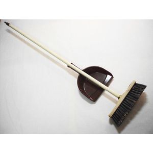 KONEX - Sada na zametanie metla a lopatka, materiál: drevo / plast, výška 135cm, šírka 27cm. vyobraziť