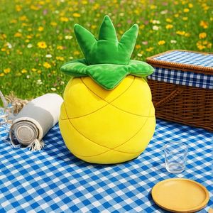 Vankúšik Squish Ananás Čenda, 55 x 33 x 20 cm vyobraziť