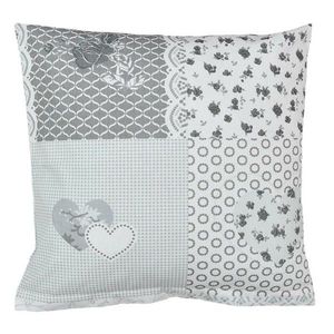 Bellatex Obliečka na vankúšik Srdce patchwork, 40 x 60 cm vyobraziť