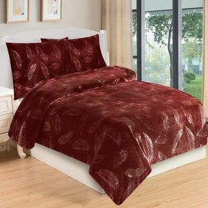 Jahu Obliečky mikroplyš Pierka bordó, 140 x 200 cm, 70 x 90 cm vyobraziť