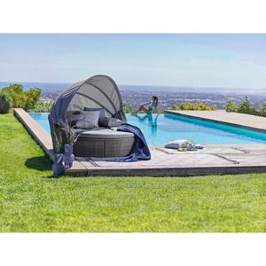 Luca Bessoni VONKAJŠIA POSTEĽ SO STRIEŠKOU kov, plast, textil vyobraziť