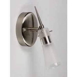 Nástenná lampa saténovo-niklová nástenná lampa Tira vyobraziť