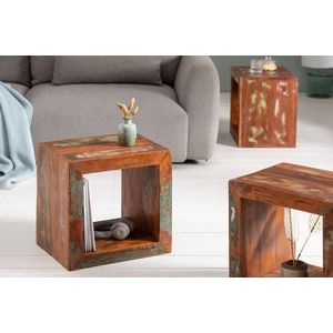 Odkladací stolík IOKASTE Dekorhome vyobraziť