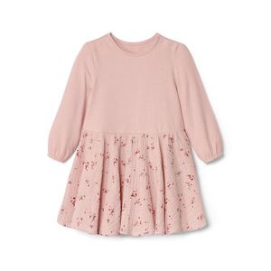 Tkané šaty vyobraziť