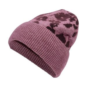 Pletená čiapka s obsahom vlny vyobraziť