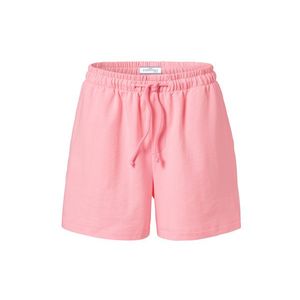 Teplákové šortky vyobraziť