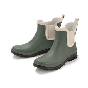 Krátke gumové čižmy vyobraziť