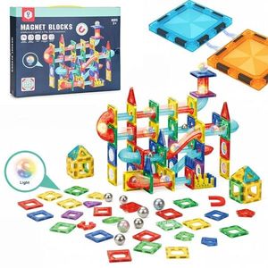 Magnetická stavebnice 105 ks MARBLE SLIDE vícebarevná vyobraziť