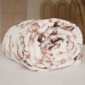 Jerry Fabrics Mikroplyšová deka s baránkom - Mramor hnedý | 150 x 200 cm vyobraziť