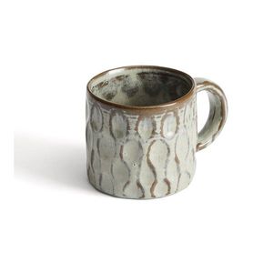 Sivý keramický hrnček Alenia – Kave Home vyobraziť