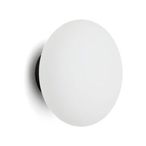 Biele/čierne nástenné svietidlo ø 15 cm Bamila – Kave Home vyobraziť