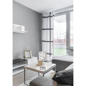 Biela stolová lampa Emily vyobraziť