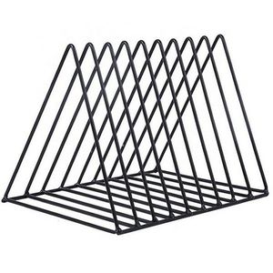 Držiak na časopisy Alvin, čierna vyobraziť