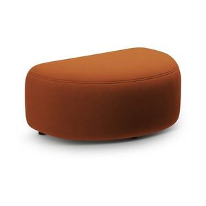 Zamatová podnožka v terakotovej farbe Kate – Micadoni vyobraziť