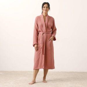 Jednofarebný župan z trojitej bavlnenej gázoviny vyobraziť