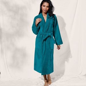 Župan z velúrového froté zn. Colombine® so šálovým golierom vyobraziť