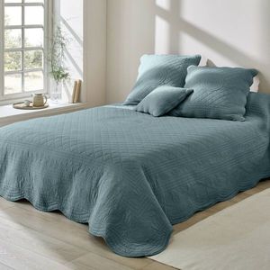 Jednofarebná prikrývka na posteľ Cassandre vyobraziť