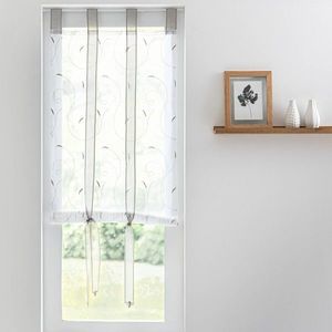 Roleta s výšivkou lístkov vyobraziť